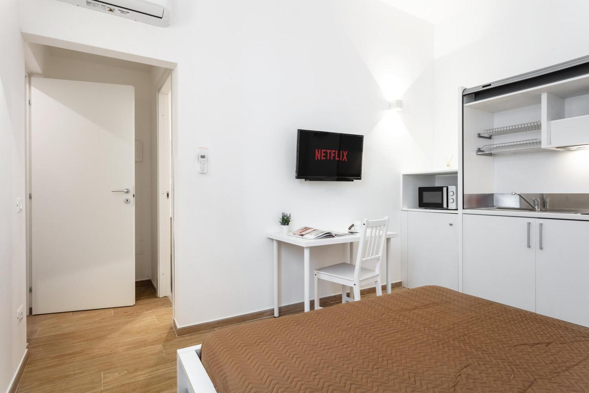 Lena'S Rooms Olbia Esterno foto