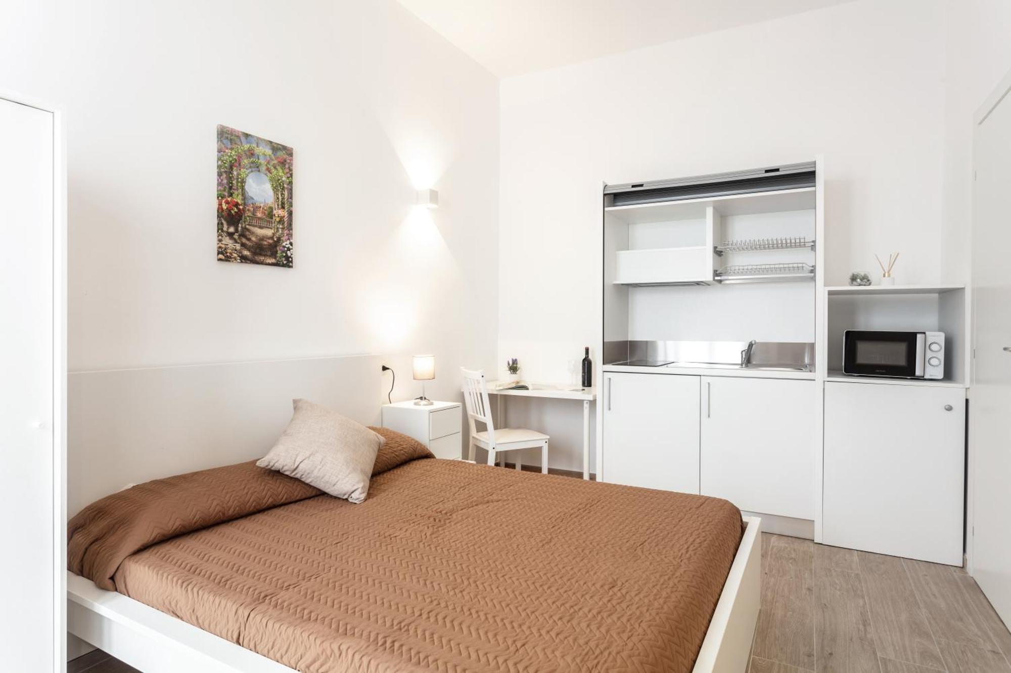 Lena'S Rooms Olbia Esterno foto
