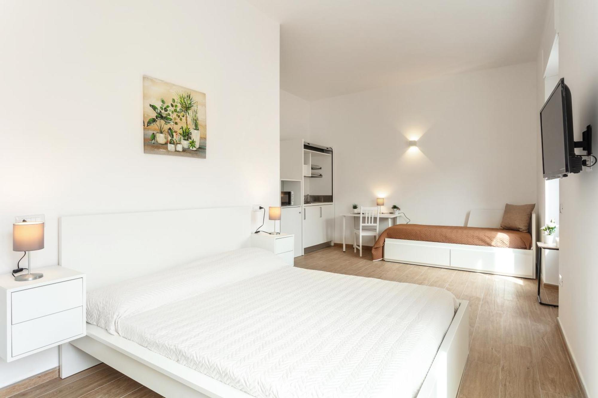Lena'S Rooms Olbia Esterno foto