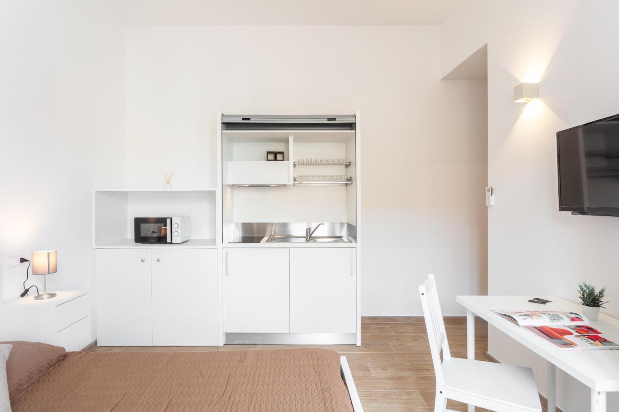 Lena'S Rooms Olbia Esterno foto